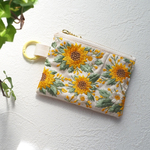ひまわりと白い小花の刺繍ポーチ｜インド刺繍リボン＊大人可愛いミニポーチ