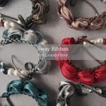 【新作】Sway Ribbon フリルハンドストラップ｜パラコード｜フリル×パール