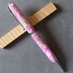 【栃】木軸ボールペン　エメラルドグリーンの染木が美しい【即日発送】