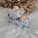 幻想的なブルーの耳飾り ＊ レースとビーズ刺繍のイヤーアクセサリー/イヤリング/ピアス/blue/フリル/お呼ばれ/