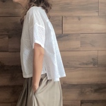 【わけありな一点もの】綿レース/エアリーなクロップド丈⭐︎ギャザーの入ったTシャツブラウス