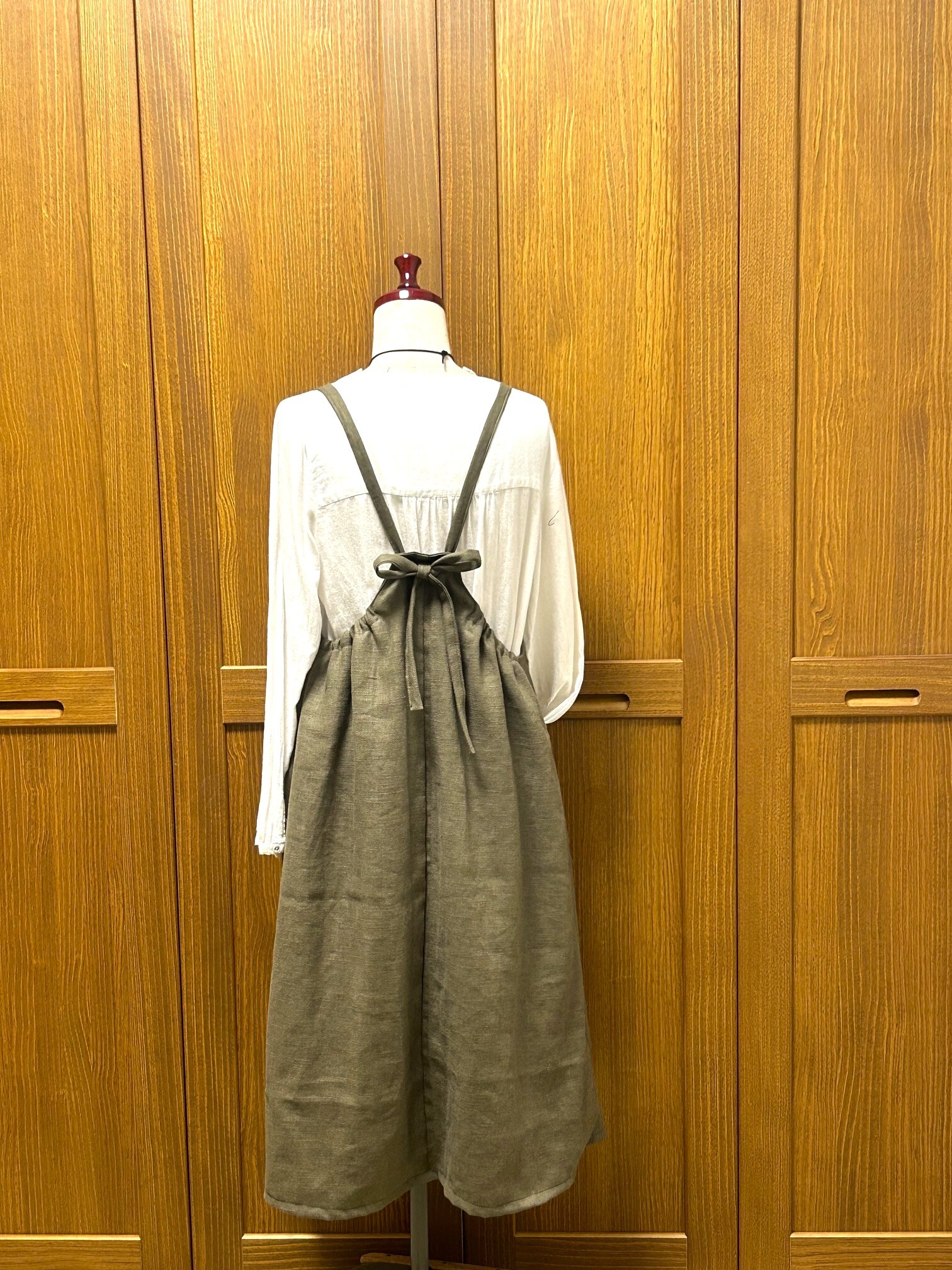 ☆受注製作 着丈125cm☆ 切替あり エプロンワンピース リネン100