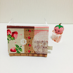 カードケース★いちご ＆レース