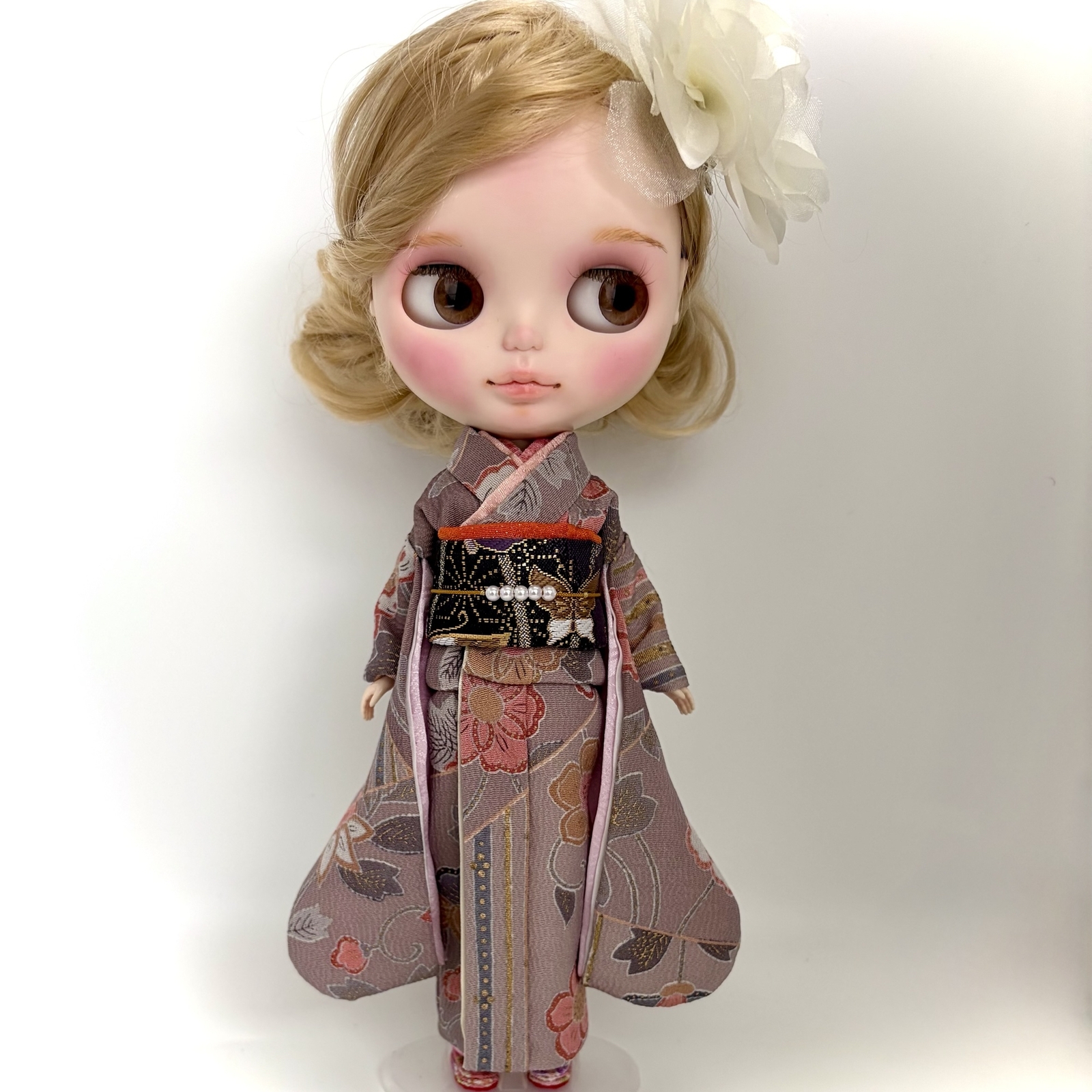 ドール着物☆くすみカラーに草花金彩の切嵌文の正絹振袖 - HikaR