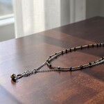 【さっと重ねて垢抜ける】オニキスと木の実ボタンの3wayレイヤードネックレス｜天然石 ｜ヴィンテージボタン｜ ブレスレットにもなる｜シックな大人カジュアル