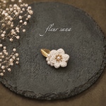 【5周年感謝価格】 petite fleur crochet｜小さなクロッシェフラワーのブローチ〈white〉