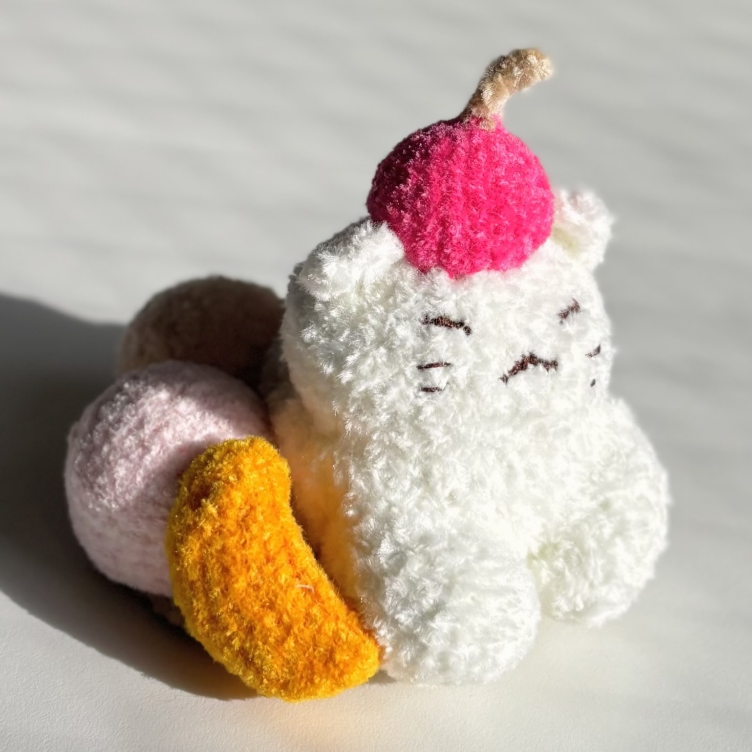 フルーツ白玉にゃんこ あみぐるみ(猫) - mochipiyo.handmade | minne