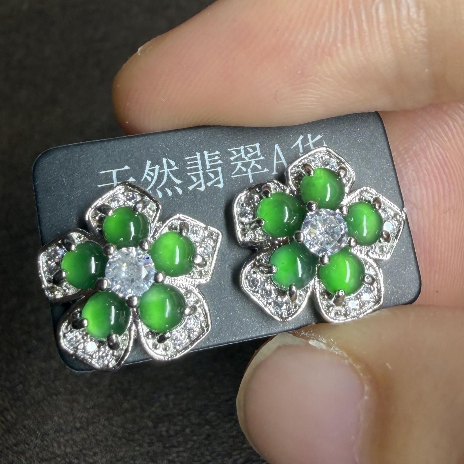 天然翡翠 ピアス 花モチーフ 縁起物 ろうかん 氷種 可愛い 無含浸 無