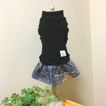 U／Shiho《Sサイズ》ブラックのアラン風ニット×リアルデニムプリント生地のワンピース犬服