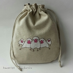 文鳥達の刺繍巾着【シロインジャー】