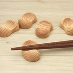 木の箸置き 豆形 ひのき
