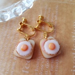 *再販*ハムエッグトーストイヤリングorピアス