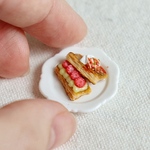 ミニチュア　いちごのミルフィーユ