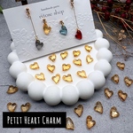 9/26 NEW♪48時間限定✨新商品🈹【285円→256円】【acrc4893chmm】【約20個】PETIT HEART CHARM 小さな多面カットのハート♡チャーム　手染め