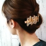 雪の花が溶け込んだ水晶バレッタ、クリップ