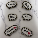 オーダーメイド♡お名前入りビーズ刺繍ブローチ