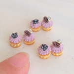 チョコレートワッフルとブルーベリーのカップケーキペア☆