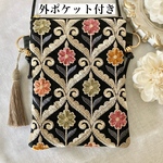 《再販》★外ポケット付き★ インド刺繍スマホポシェット　インド刺繍ポシェット　インド刺繍サコッシュ　インド刺繍ポーチ　　タッセル付き　＊ショルダー紐はチェーン又はワックスコードをお選び下さい。