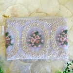 ☘️【即日発送】　インド刺繍ドイリーリボンポーチ　フラットポーチ　16㎝ファスナー　ホワイト系
