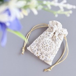インド刺繍リボンのミニ巾着ポーチ(アイボリー)