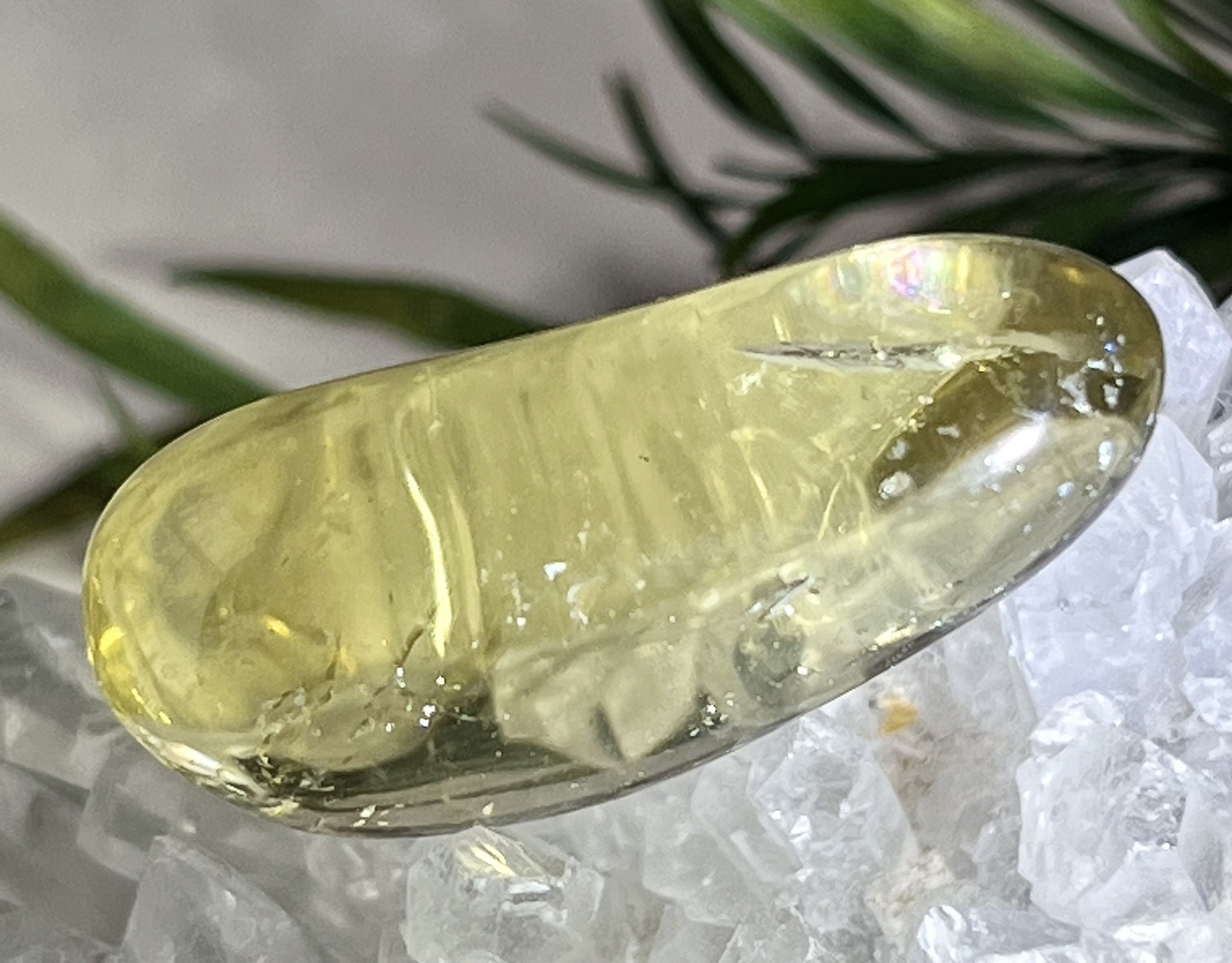 ヒマラヤ産 涅槃水晶 アイスクリスタル ピンク ニルヴァーナクォーツ