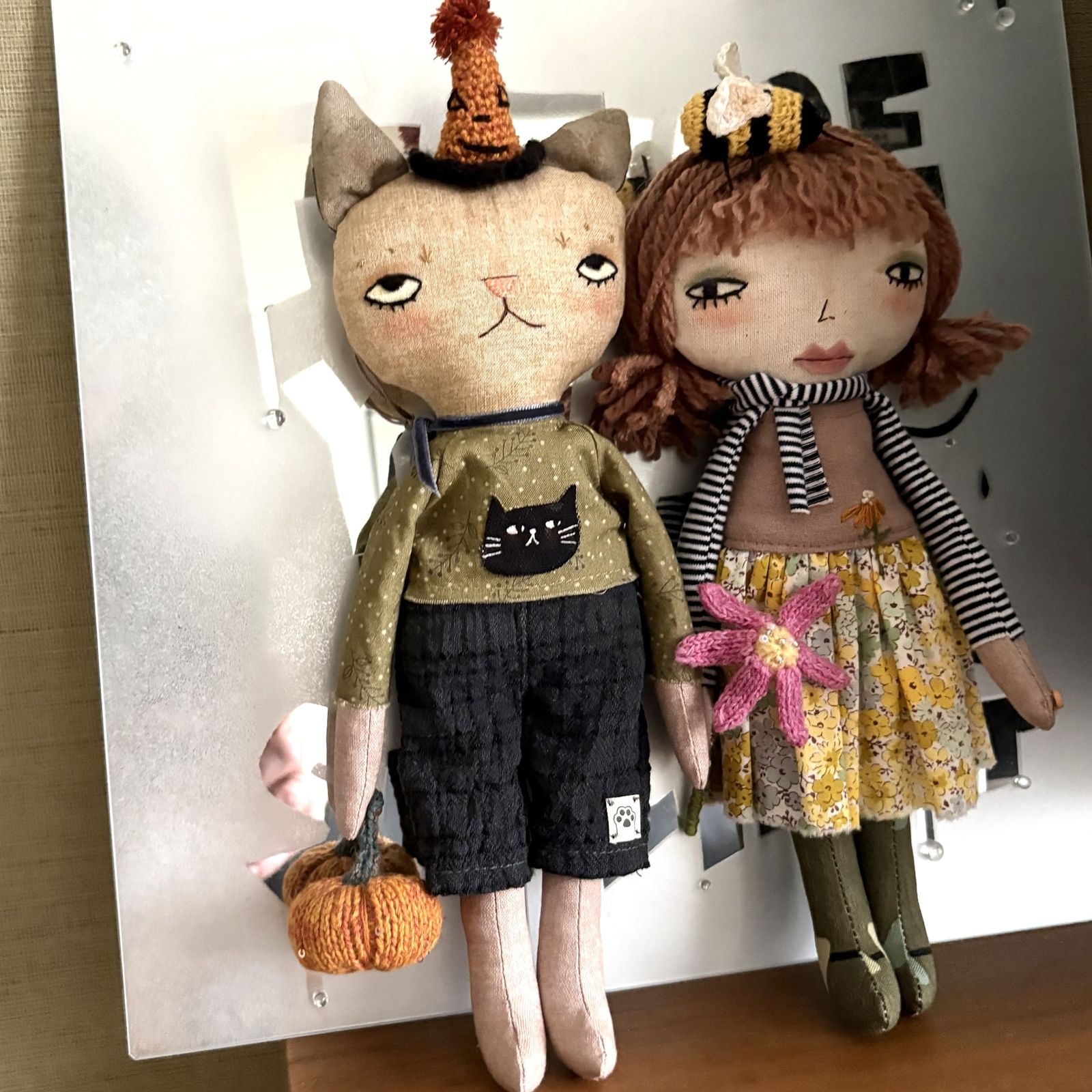 A猫 アンティークな猫のアートドール【ハンドメイド 人形 猫 ぬいぐるみ 猫 ハンドメイドドール インテリア ねこ 猫の置物 プレゼント 誕生日