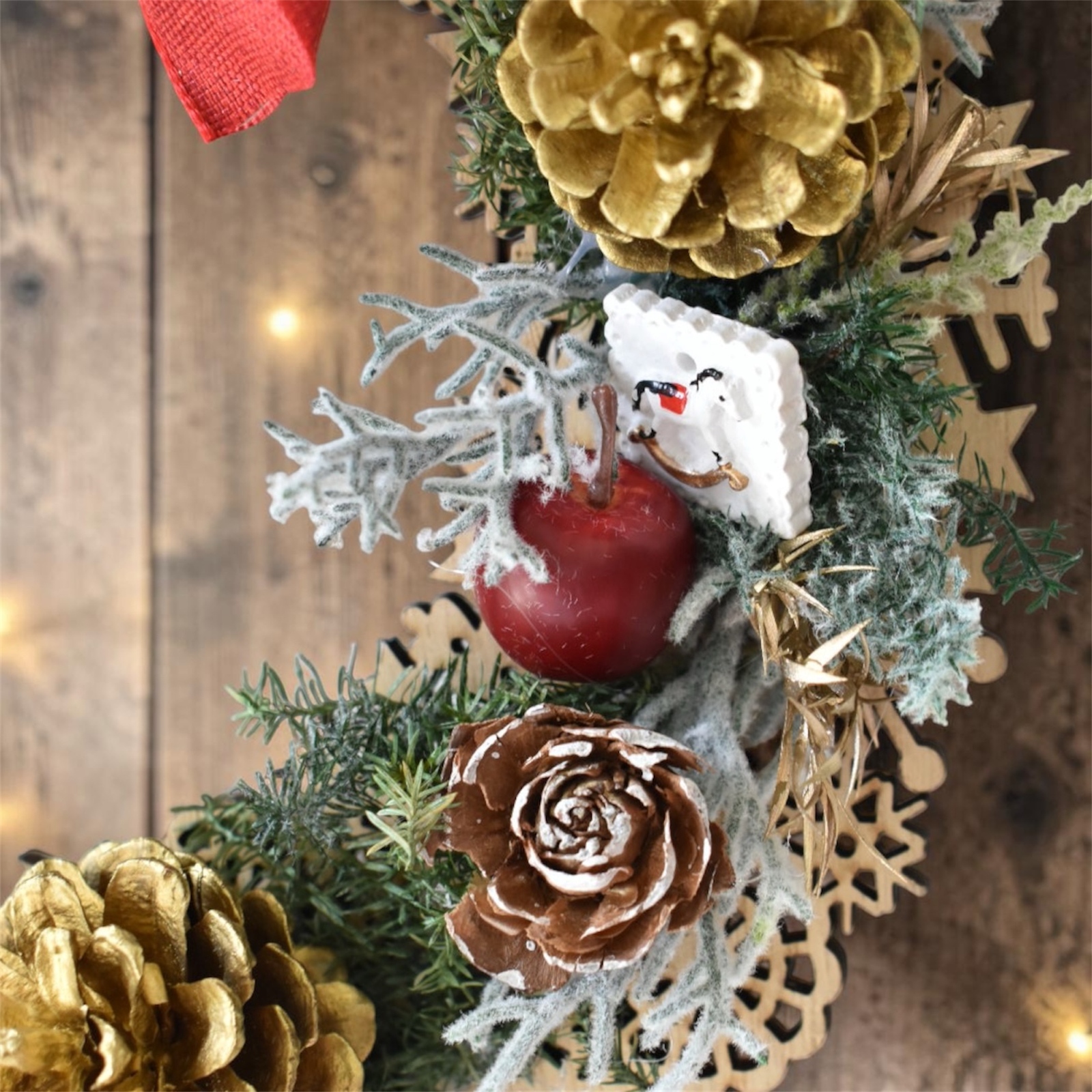 森の贈りもの 〜赤いリボンのナチュラルクリスマスリース〜 - un