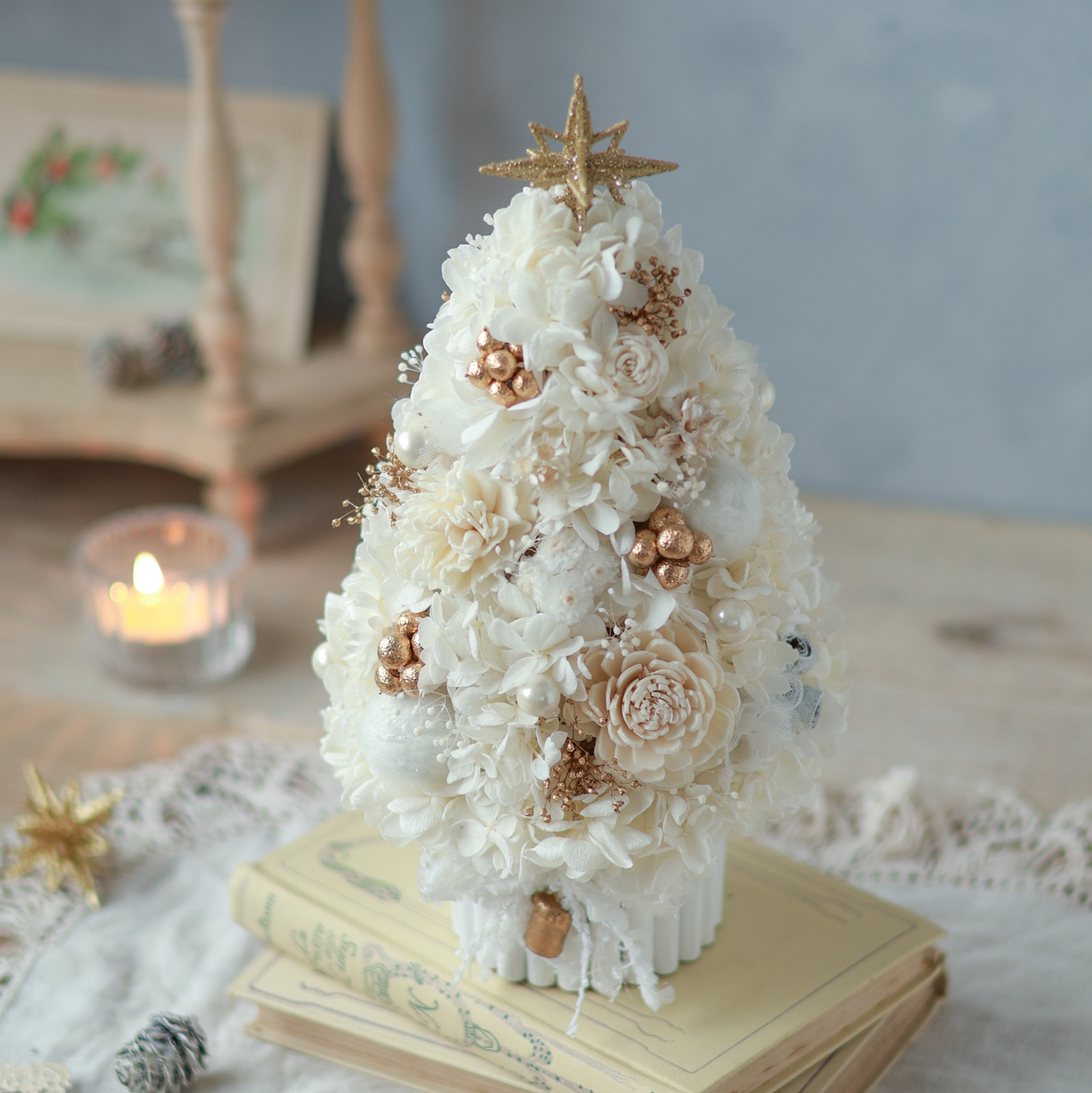 受注制作】聖夜を静かに待つ❄️粉雪をまとった白いクリスマスツリー