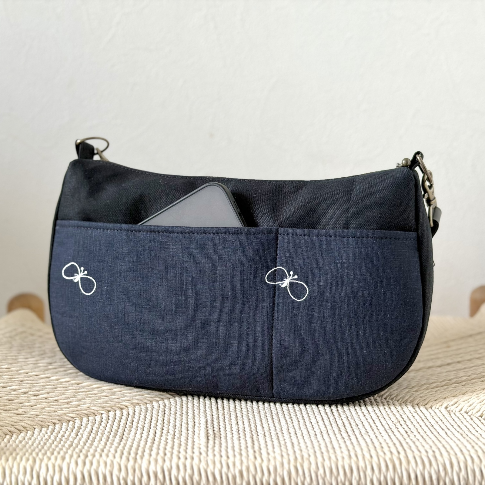 外ポケット⚮̈ミナペルホネン forest tile dark navy × choucho