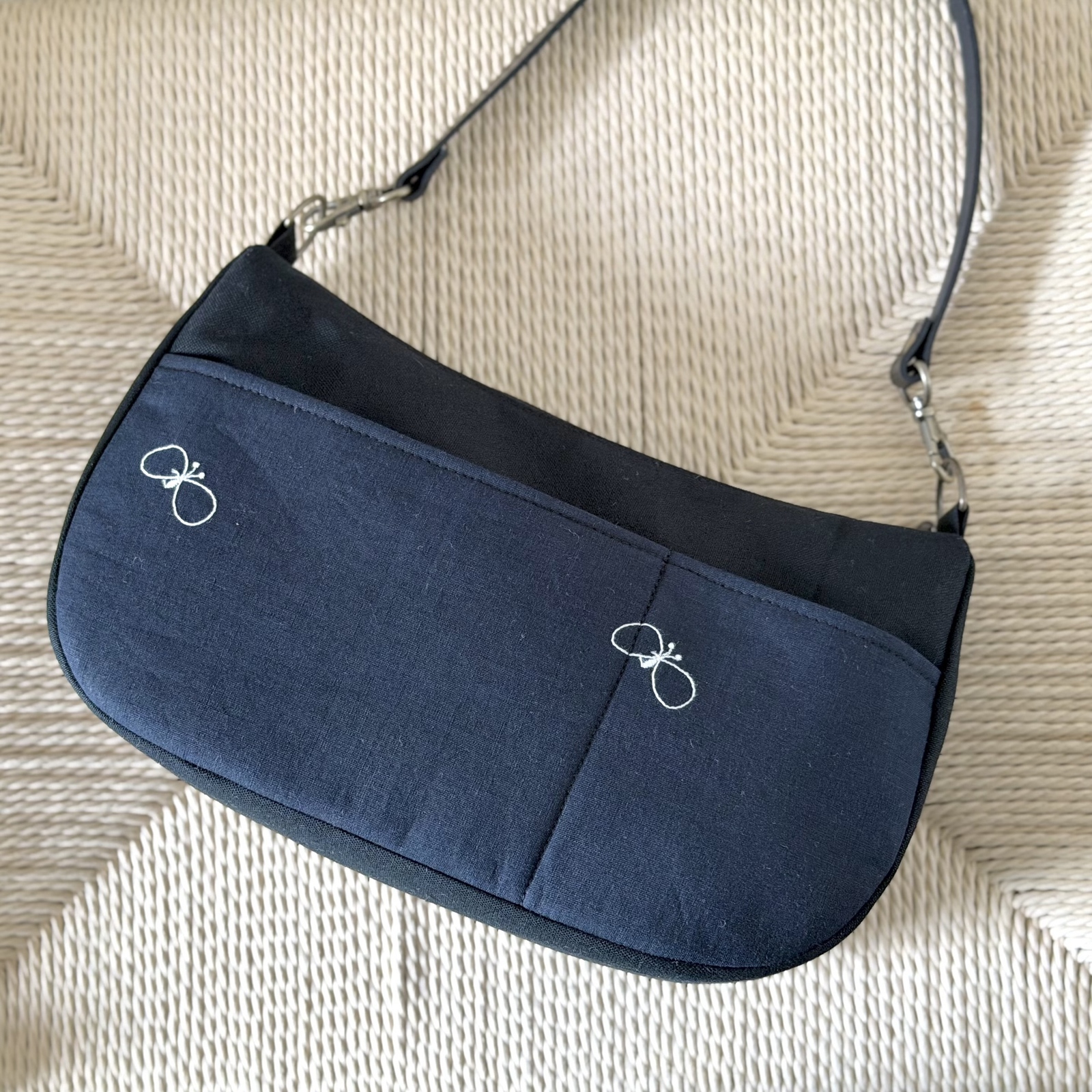 外ポケット⚮̈ミナペルホネン forest tile dark navy × choucho