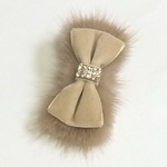 Fur & velvet ribbon clip☆Light brown