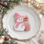 雪だるまとポメラニアンのピンバッジ