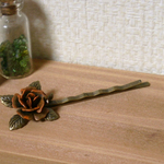 赤さび薔薇のヘアピン