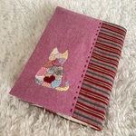 ブックカバー　文庫本用　ねこ　ダーニング刺繍5