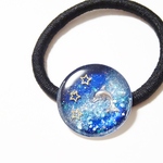 ☆宇宙を泳ぐイルカ～ヘアゴム～宇宙塗りレジン～