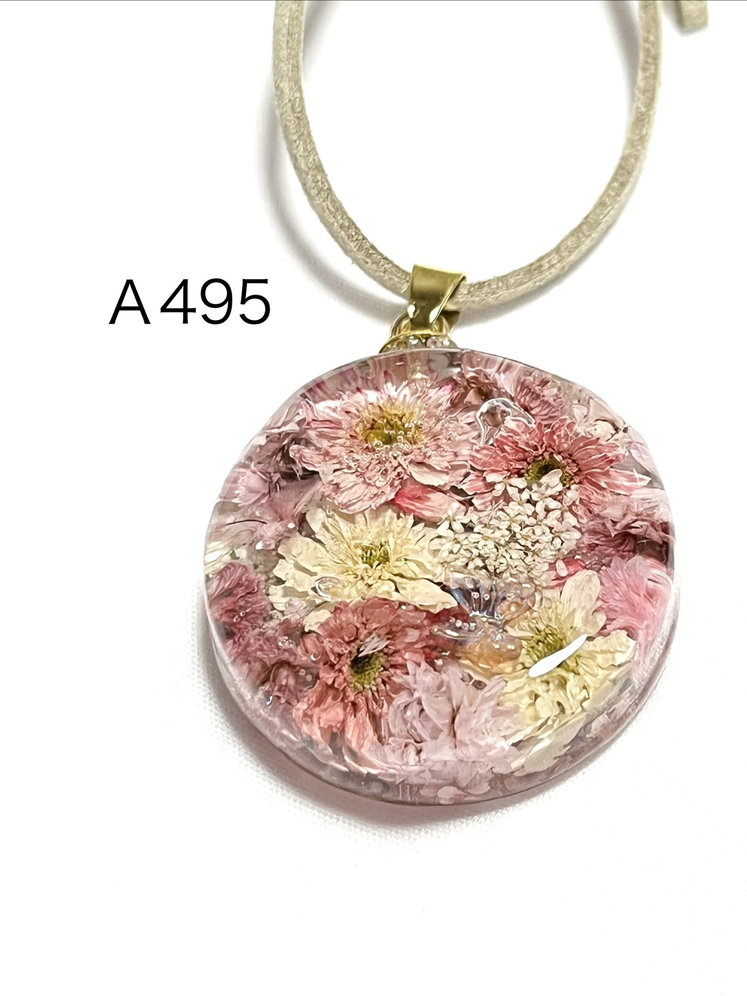 A497 マトリカリア レジンネックレス - kumagoro3150 | minne byGMO