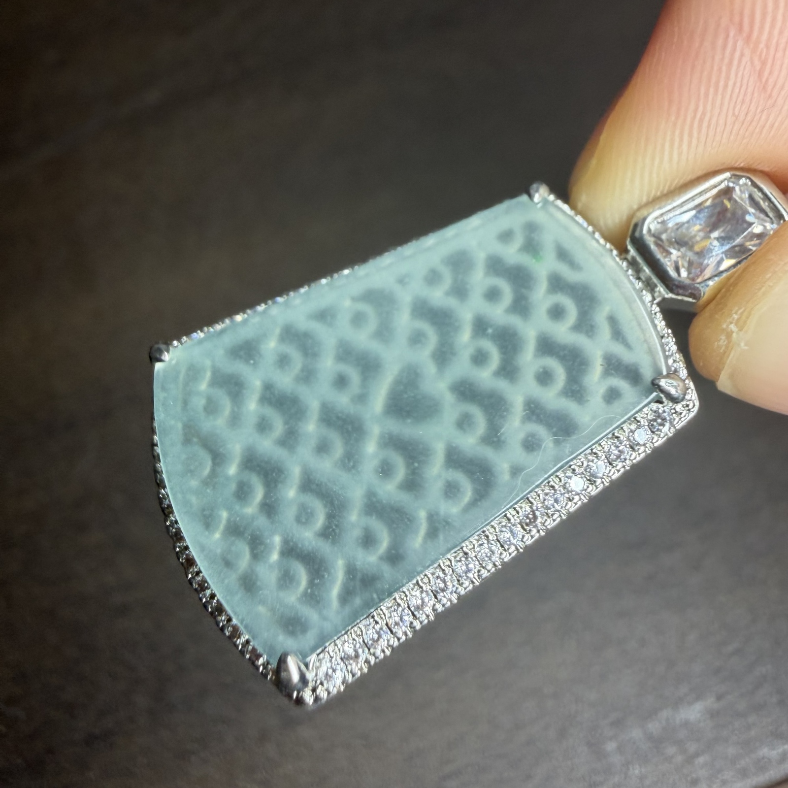 天然翡翠 ペンダントトップ 氷種 縁起物 無含浸 無着色 - farbe-jade