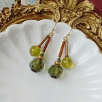 オリーブの薬瓶ピアスorイヤリング/一点物/金属アレルギー対応/ロング/ヴィンテージ/ビーズアクセサリー