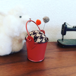 📍親指にはめられる羊毛のピンクッション📍