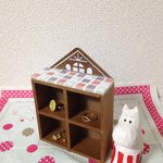 ●ミニ 棚 ディスプレイ ピンクタイルで可愛い 一点物