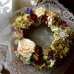 アンティークカラーのluxeなXmas wreath