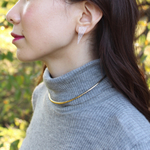 16.Triangleピアス　カスミクリア