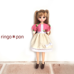 ピンクのレトロ花柄のワンピース1（22cmドールサイズ）