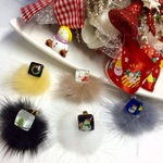 クリスマスのプチピアス&樹脂イヤリング（+150円で取り外せるファー付き♪）