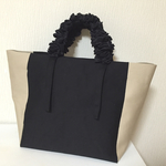 Black×ベージュ.グレープハンドルバッグ