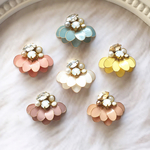 ハーフフラワーピアス/イヤリング