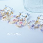 ラベンダーカラー　と　お花　の　毛糸　イヤリング or　ピアス