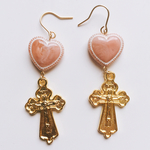 USAimportアクリルハートとゴールドクロスのピアス