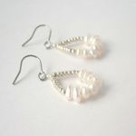 淡水パールとシルバービーズのピアス