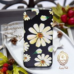 【iPhone7・7plus・6/6s・6plus/s】ホワイトマーガレット大人のガーリーフラワー♡ブラックソフトケース